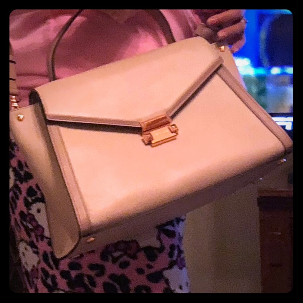 MK purse with matching wallet